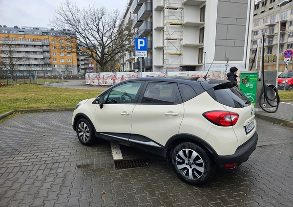 Renault Captur cena 38900 przebieg: 247000, rok produkcji 2014 z Wrocław małe 154